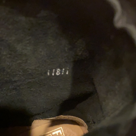 Frye Boots - Picture 9 of 9
